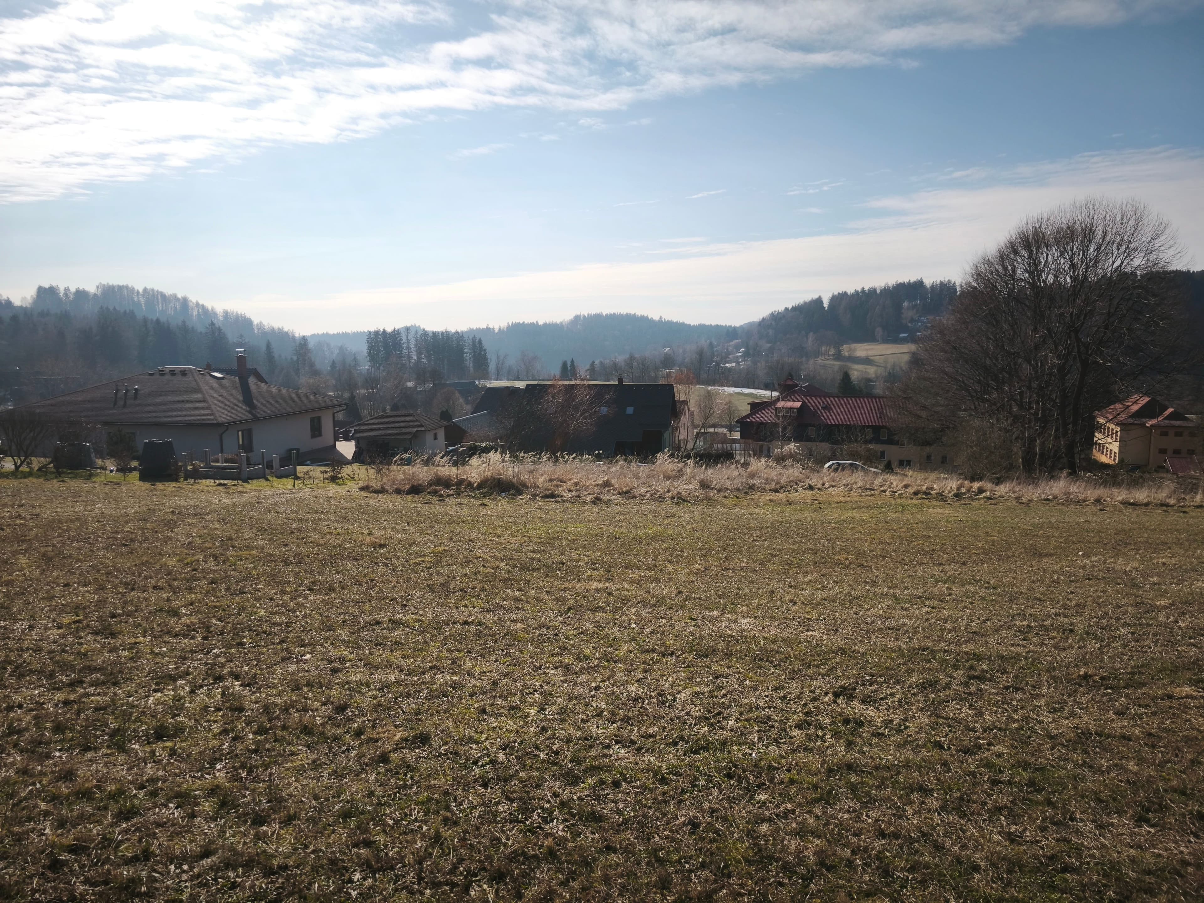 Pozemek 🏡 Pronájem stavebního pozemku v Pastvinách – bydlení v krásné přírodě!