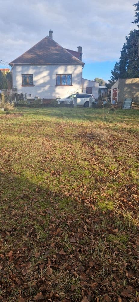 Pozemek 🏡 Pronájem stavebního pozemku v srdci přírody!