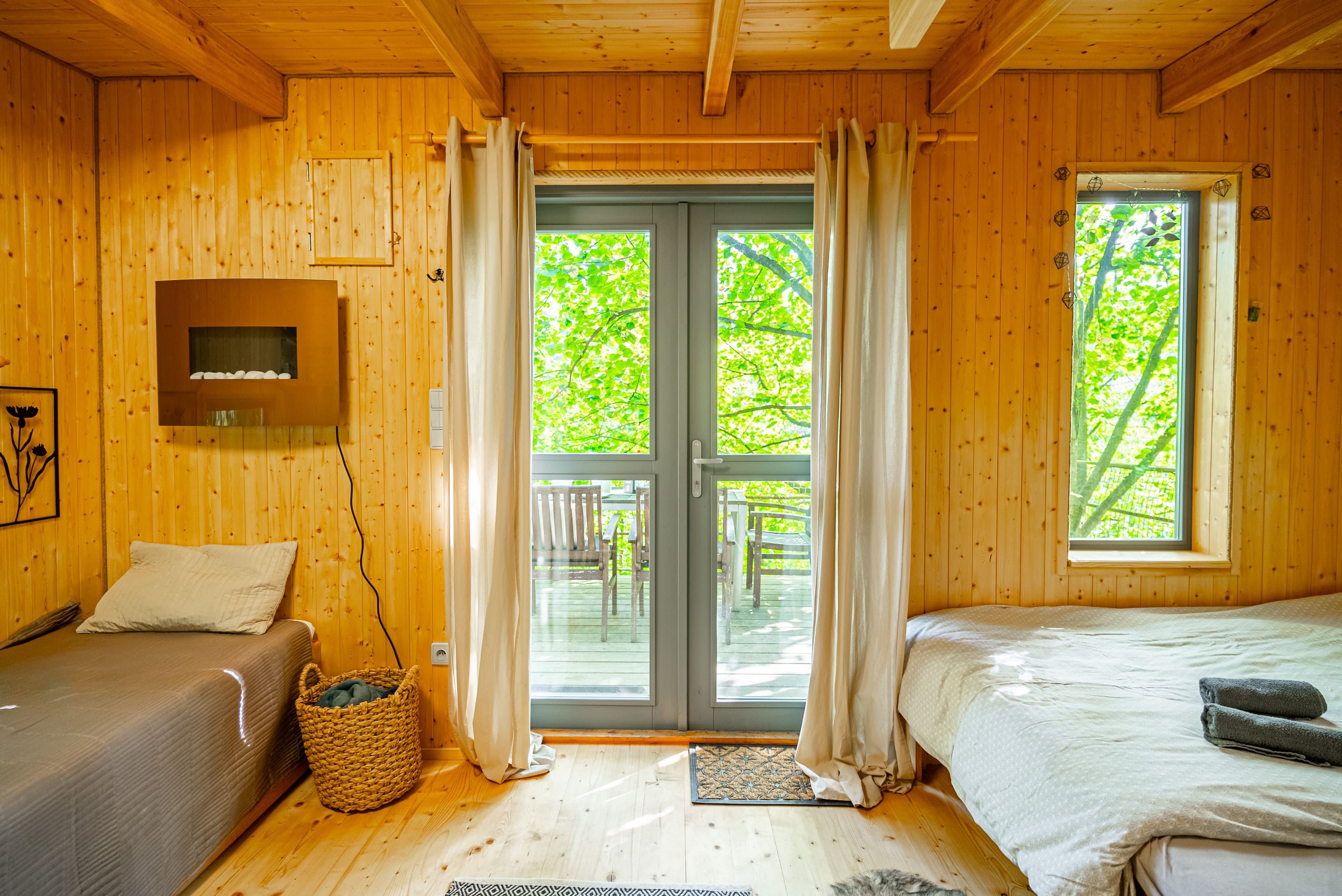 Pozemek 🏡 Na prodej: Glamping Posázaví - investice s atmosférou