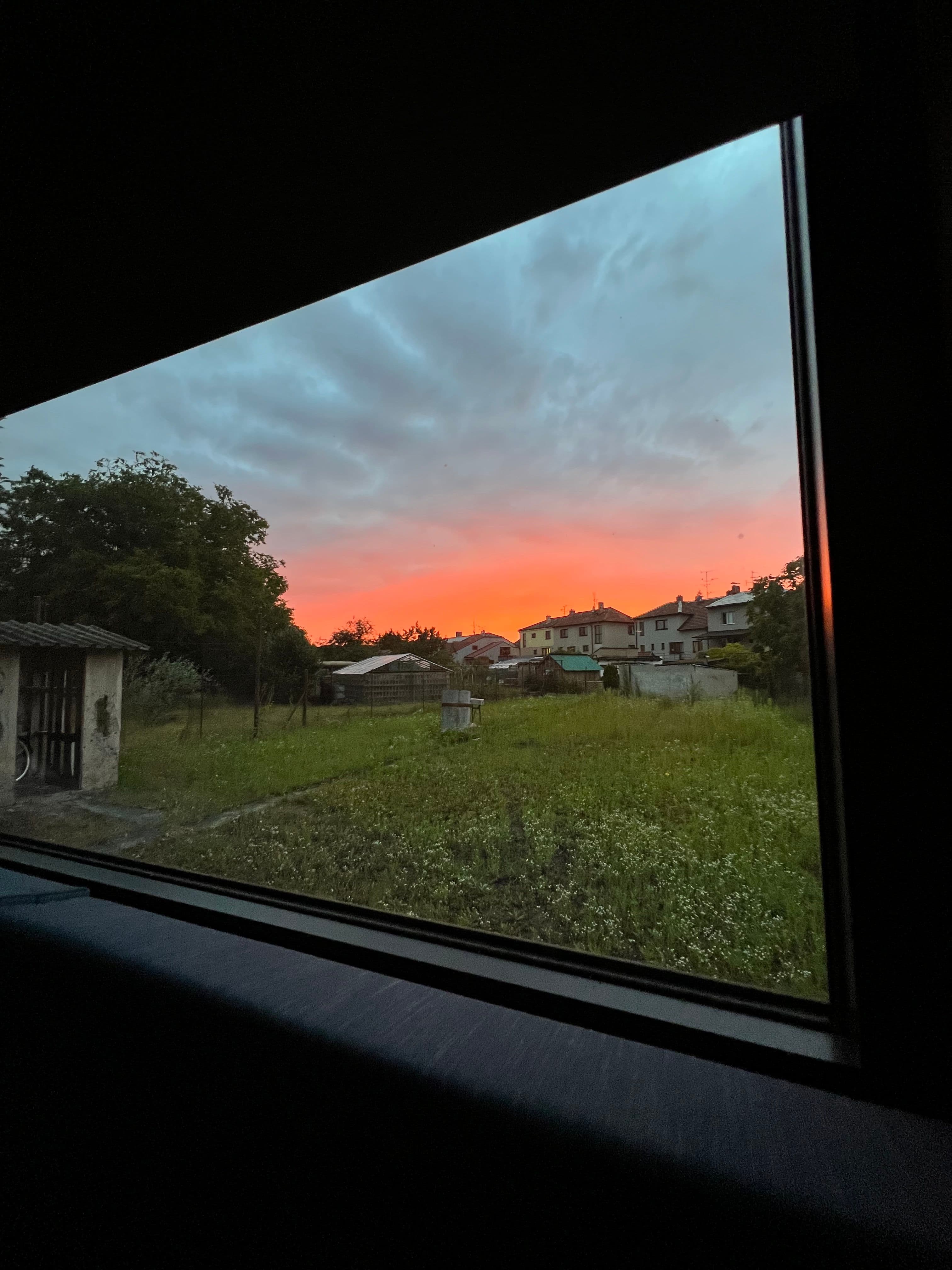 Plně vybavený mobilní dům s ostrovním systémem od Rolling Homes 5