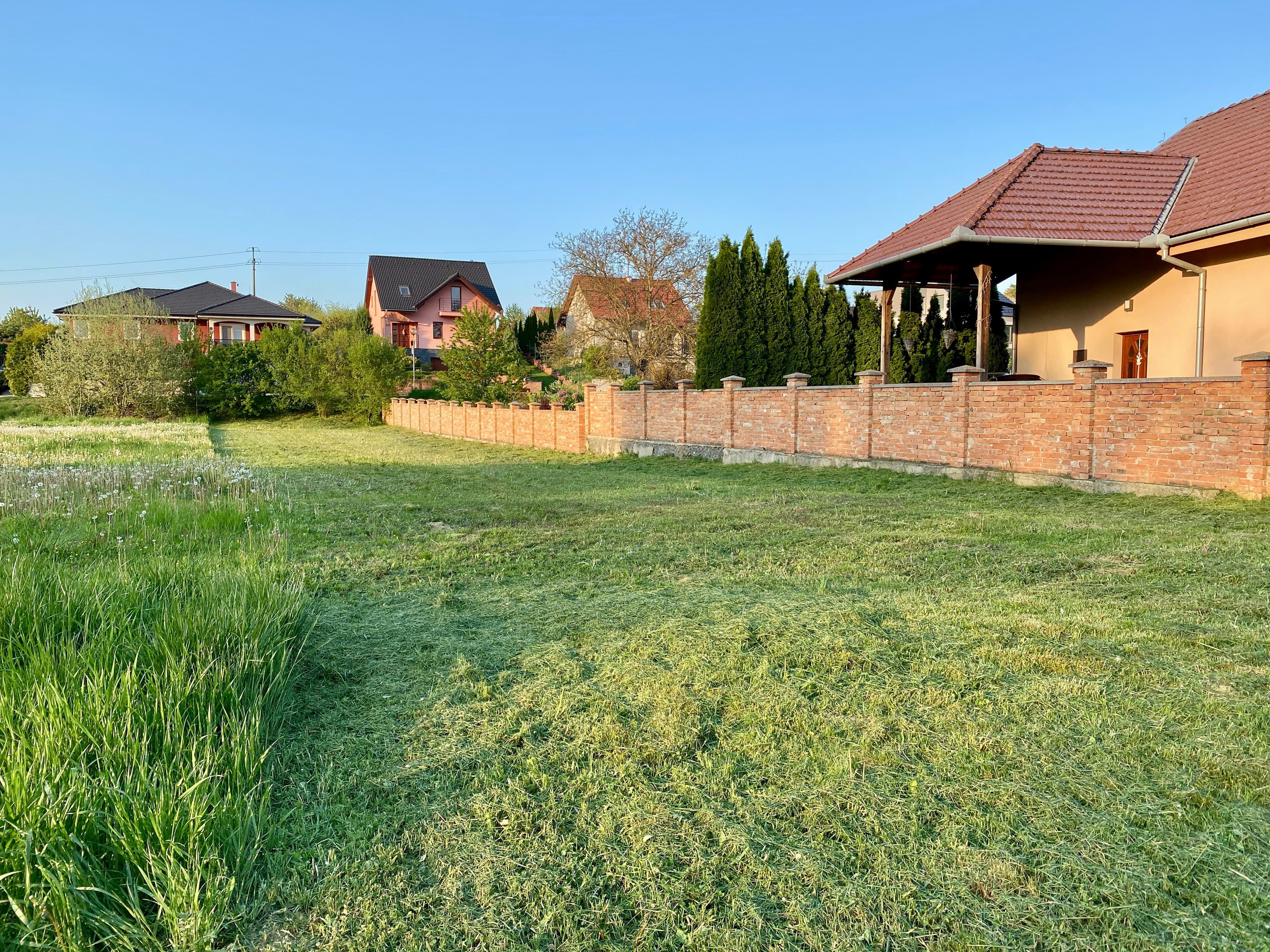 Pozemek 🏡 Pronájem stavebního pozemku v Rašovicích – místo pro harmonický život blízko přírody