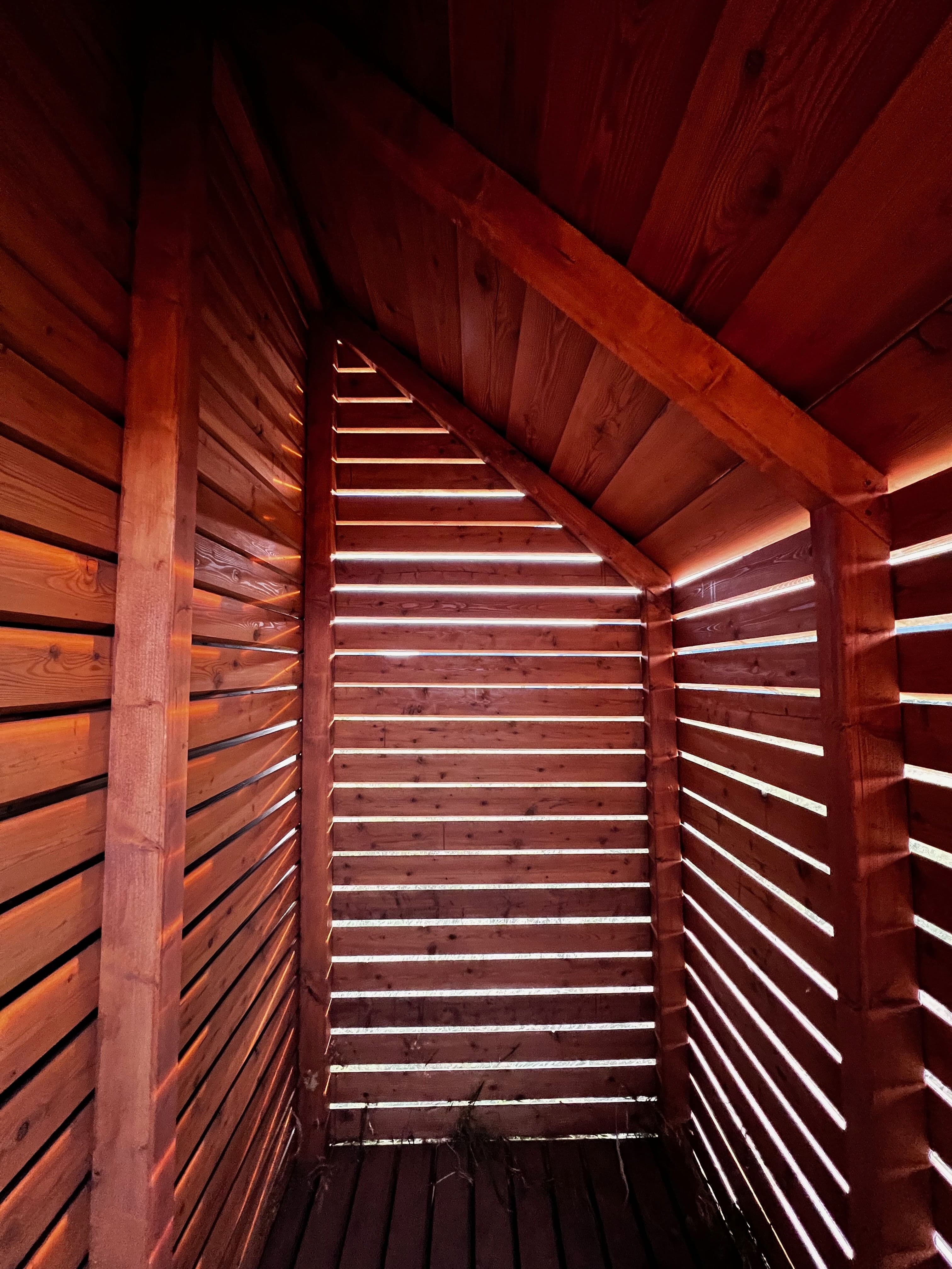 Zánovní Woodka Short ihned k dispozici 14