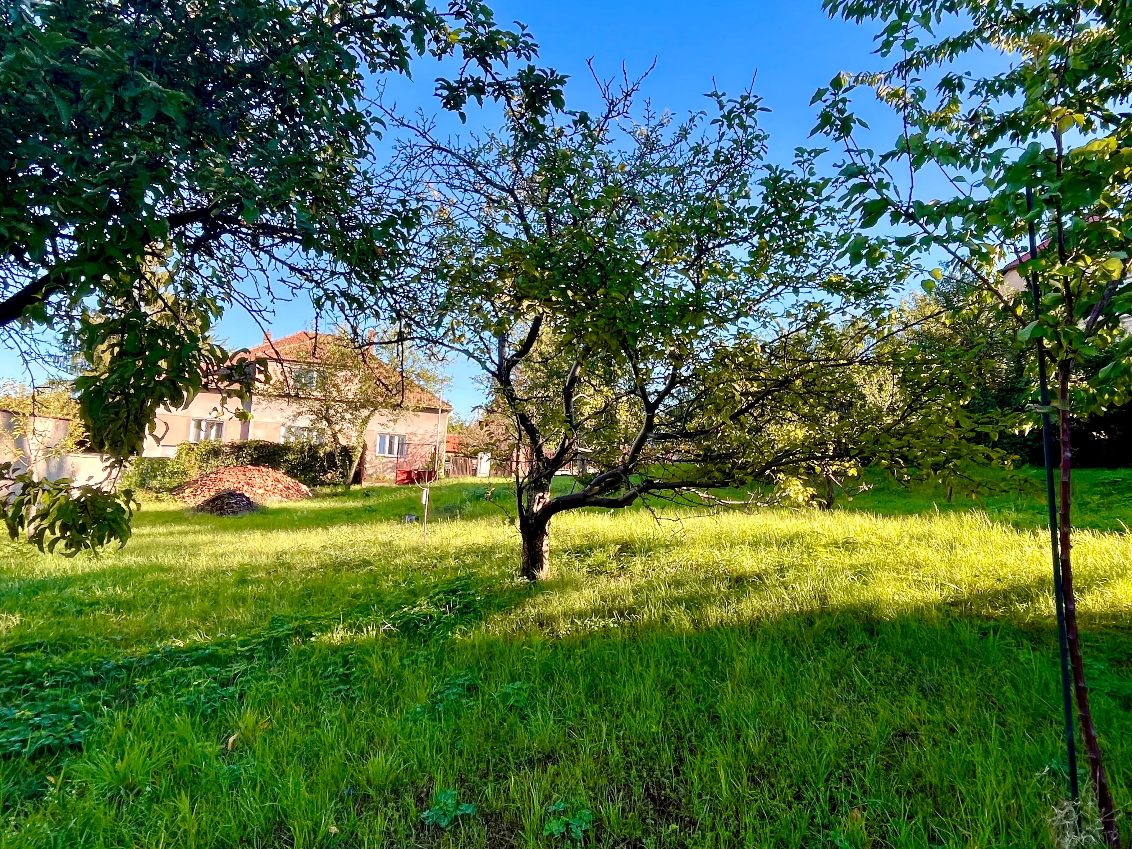 Pozemek 🏡 Pronájem stavebního pozemku v Praze – Čakovicích