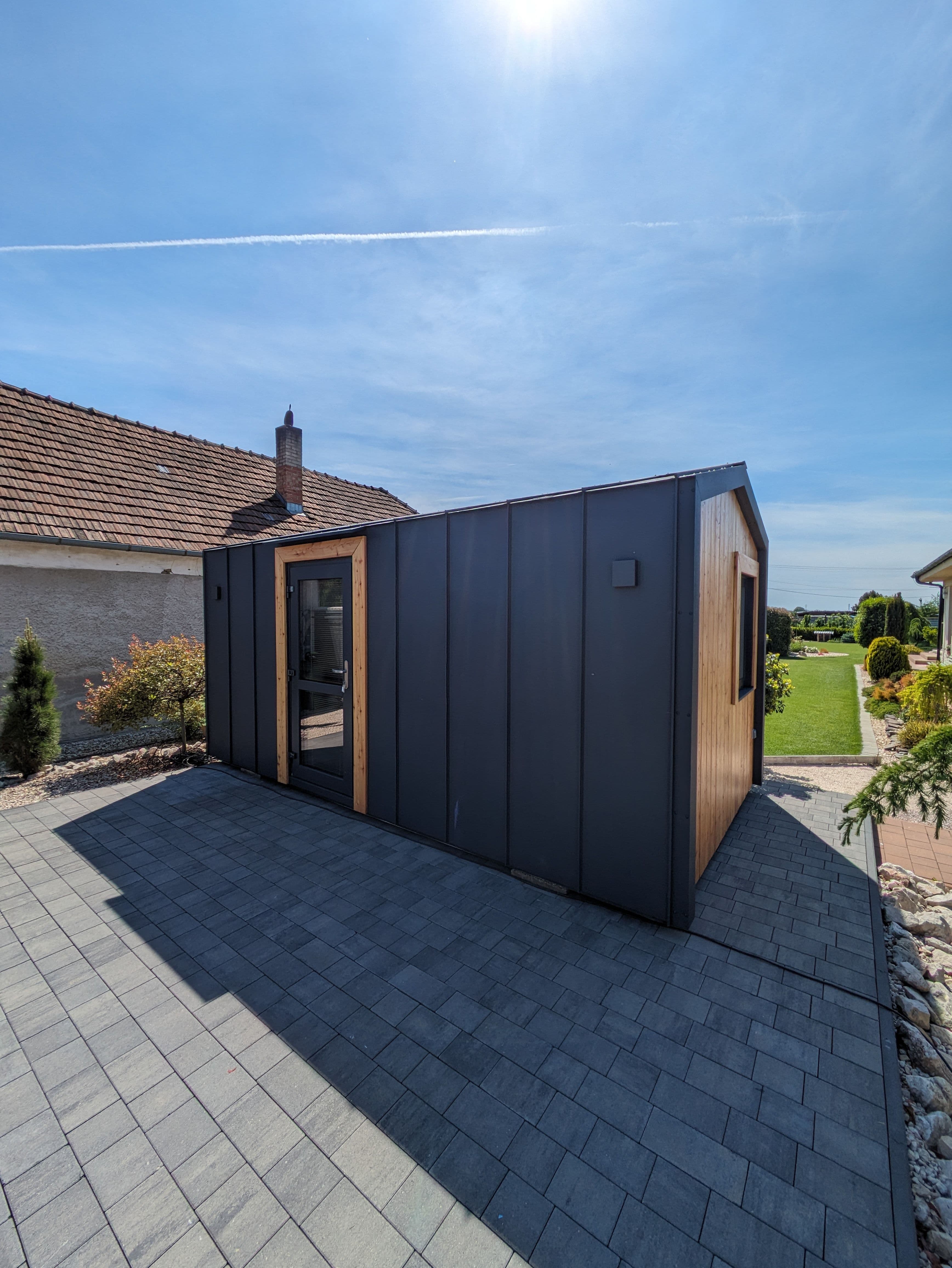 Tinyvila Zahrádka 1