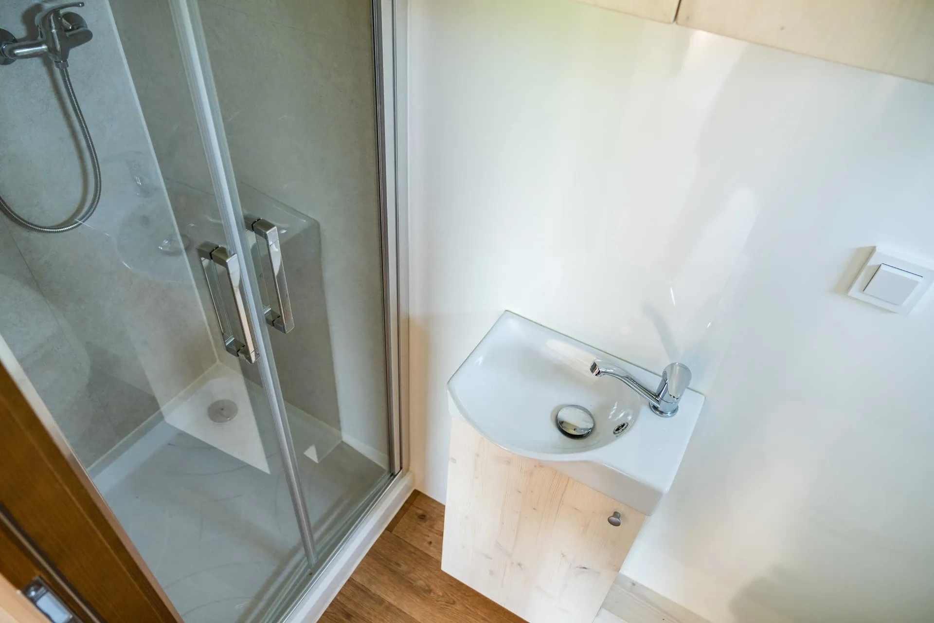 Tiny house Světák s SPZ 16