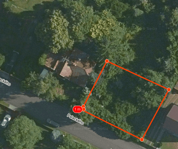 Pozemek 🏡 Pronájem kouzelného stavebního pozemku ve Velkých Popovicích – oáza klidu v přírodě!