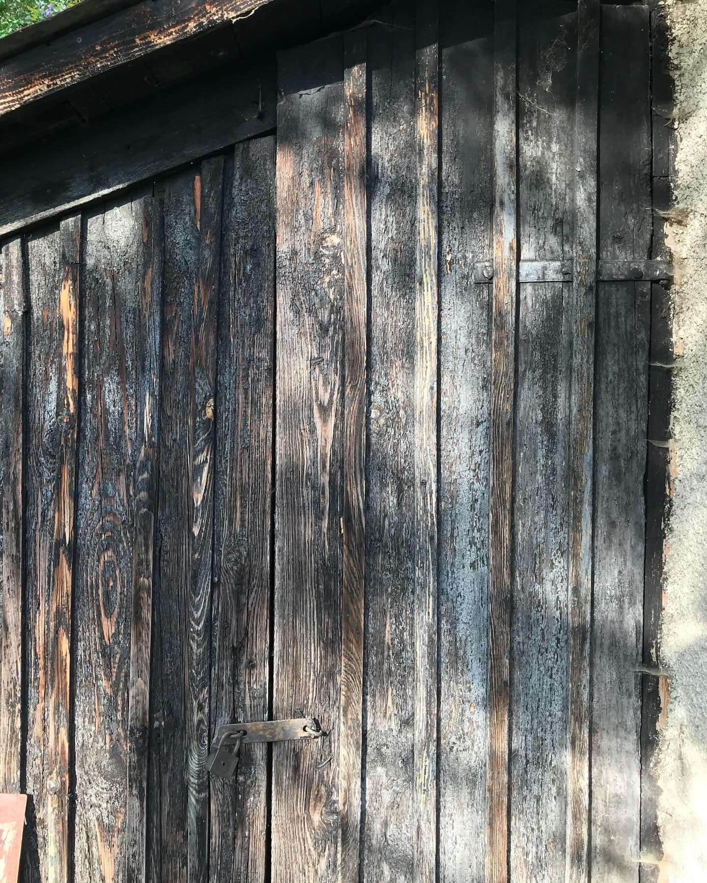 🏡 Prodej svažitého pozemku s chatou k demolici – Černošice, Slunečná-5