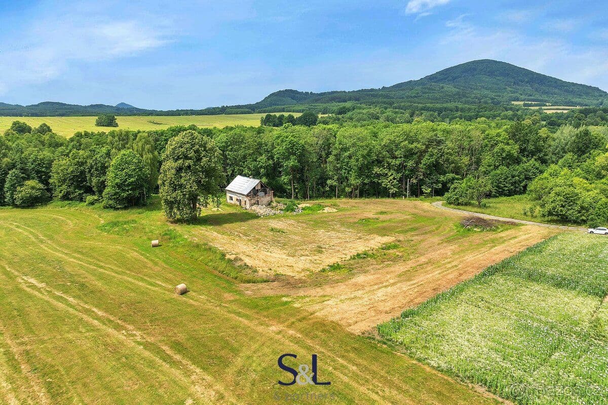 Pozemek Prodej pozemku pro bydlení, 5464 m2 - Heřmanice v podještědí - Česká Lípa | Bazoš.cz