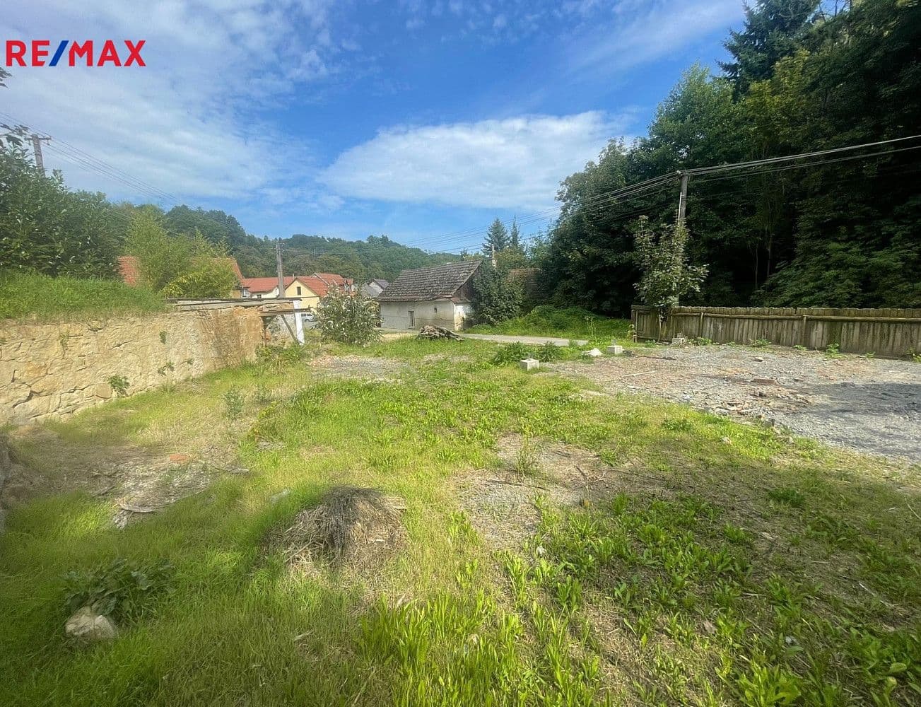 Pozemek Prodej stavebního pozemku 2 136 m²