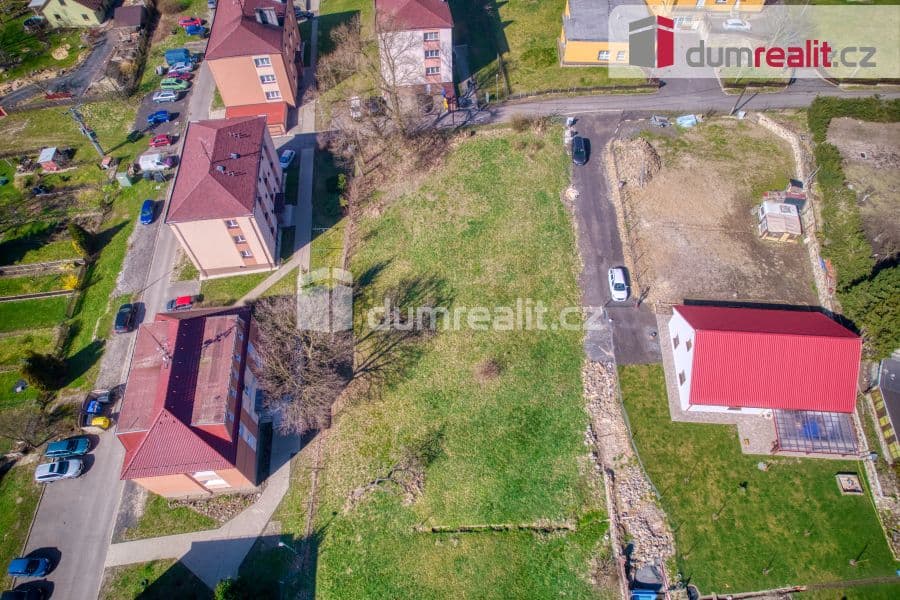 Pozemek Prodej 1 pozemku k výstavbě RD každý o velikosti 700 m2, Vel - Ústí nad Labem | Bazoš.cz