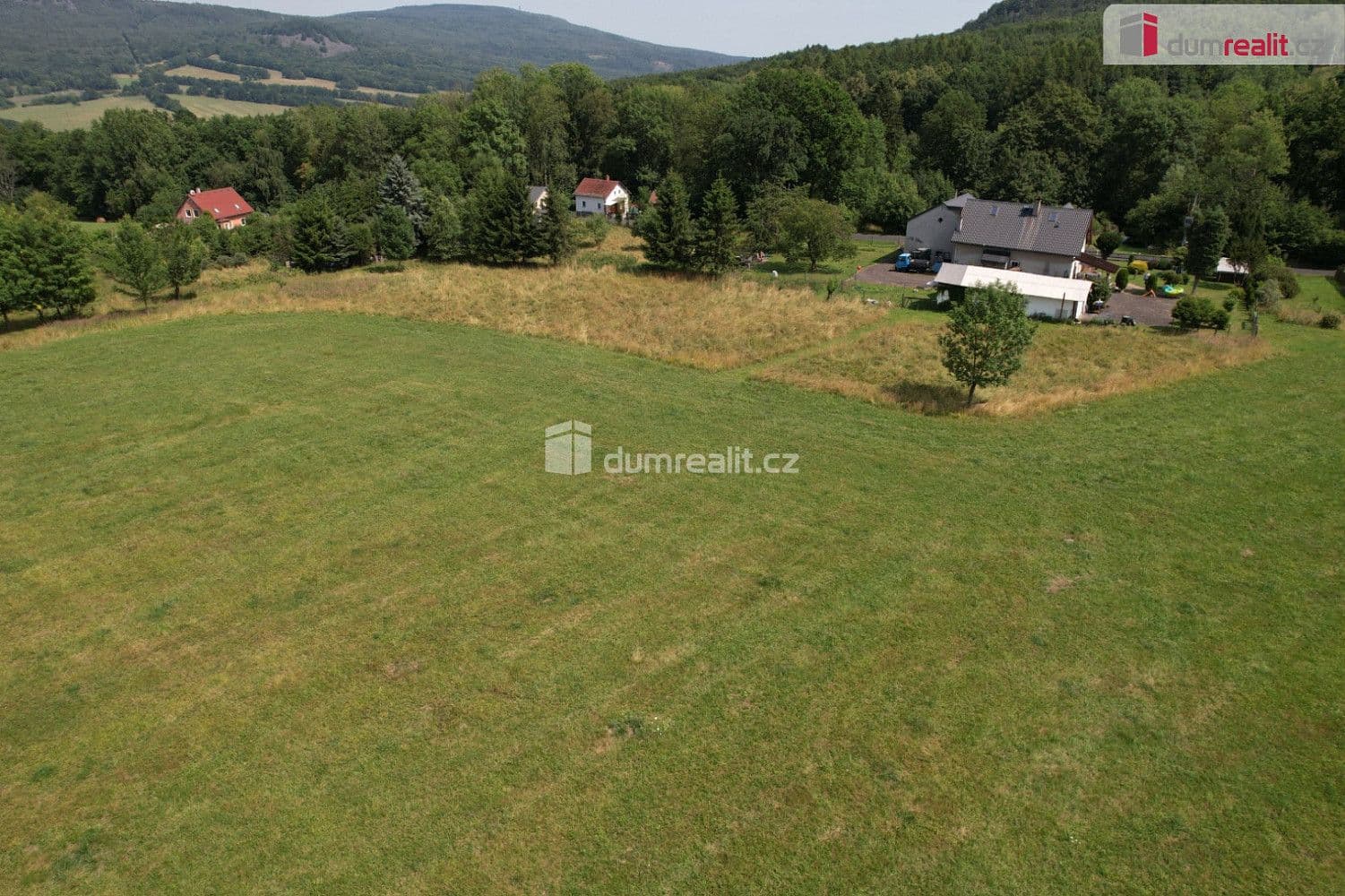 Pozemek Prodej stavebního pozemku 4 227 m²