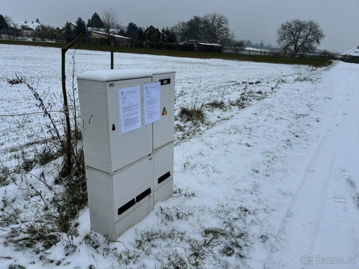 Pozemek Ctiněves, stavební pozemek k bydlení (možné okamžitě stavět) - Mělník | Bazoš.cz