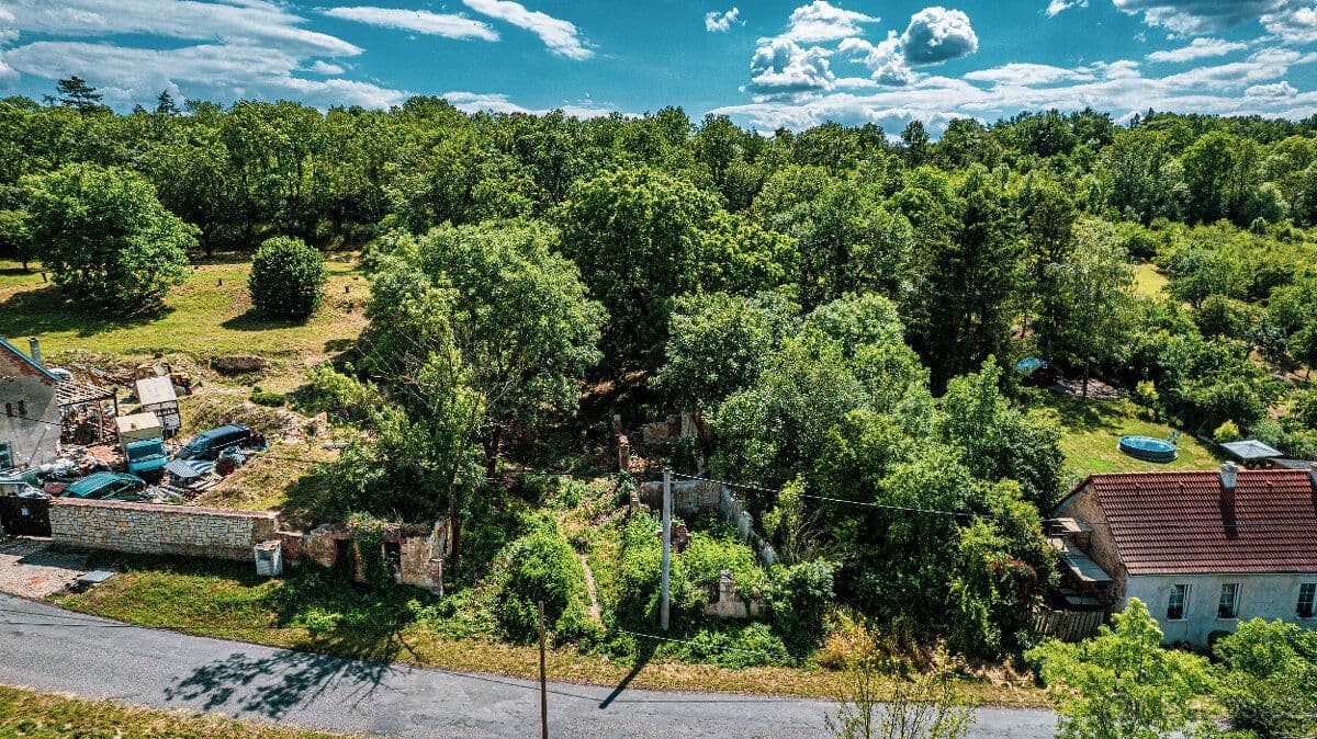 Pozemek Prodej stavebního pozemku 2 875m2 v obci Tatinná okres Louny - Louny | Bazoš.cz