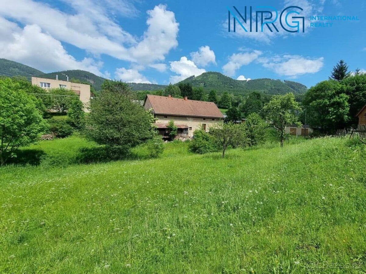 Pozemek Prodej stavebního pozemku, 1023 m2, Bernatice - Trutnov | Bazoš.cz