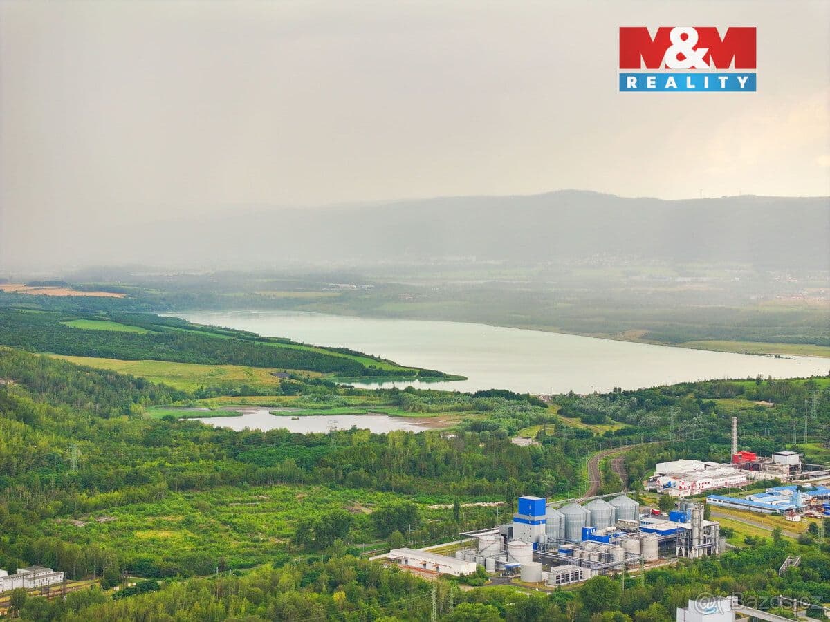 Pozemek Prodej pozemku k bydlení, 1317 m², Trmice - Ústí nad Labem | Bazoš.cz