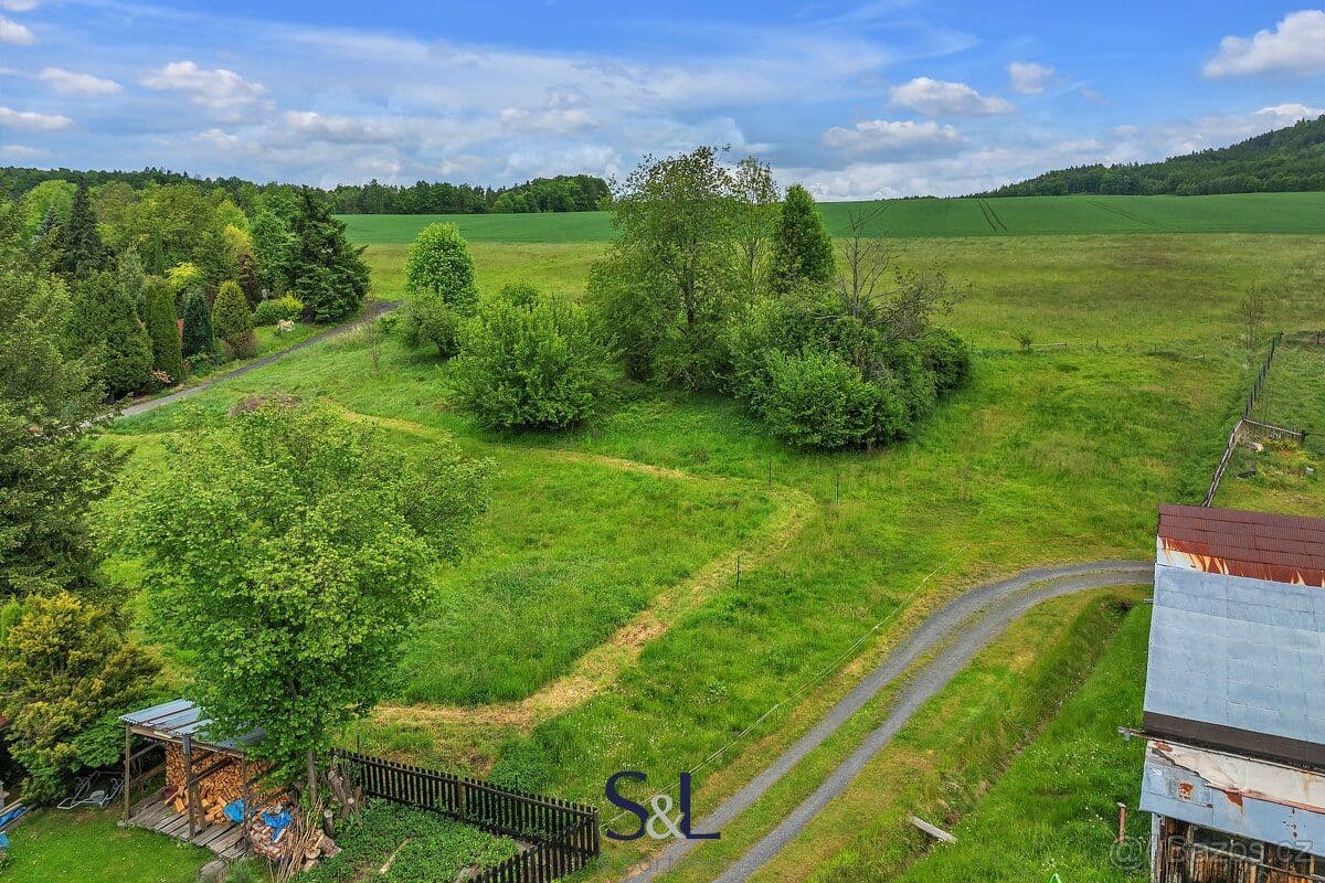 Pozemek Prodej pozemku pro bydlení, 828 m² - Velenice, ev.č. 01268 - Česká Lípa | Bazoš.cz