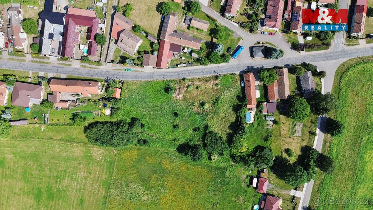 Pozemek Prodej pozemku k bydlení v Labských Chrčicích - Kolín | Bazoš.cz