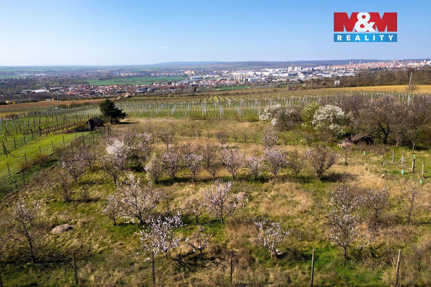 Pozemek Prodej stavebního pozemku 2 462 m²