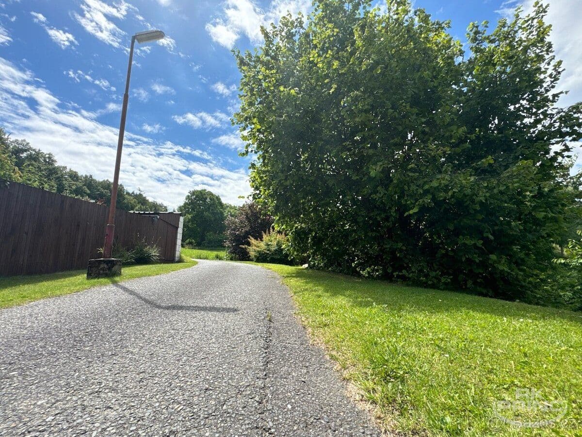 Pozemek Prodej pozemkku o velikosti 7.273 m2 v obci Třeboc, Rakovník - Rakovník | Bazoš.cz