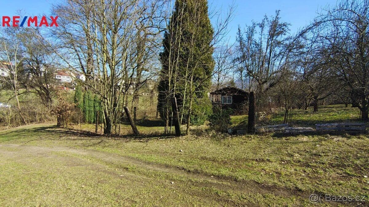 Pozemek Prodej stavebního pozemku 1922m², Děčín - Chrochvice - Děčín | Bazoš.cz