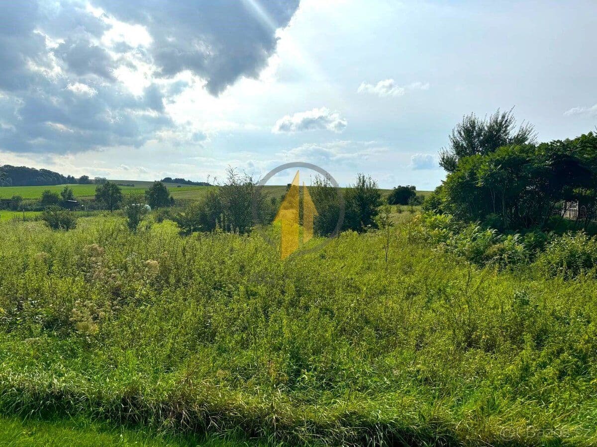 Pozemek Prodej stavebního pozemku určeného k výstavbě rodinného venk - Hradec Králové | Bazoš.cz