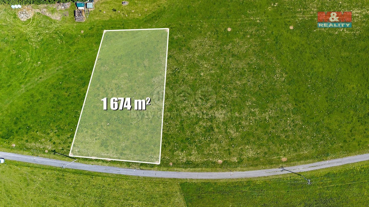Pozemek Prodej stavebního pozemku 1 674 m²