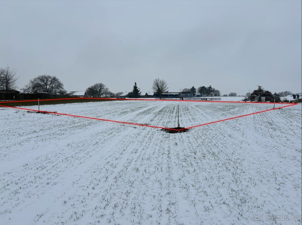 Pozemek Ctiněves, stavební pozemek k bydlení (možné okamžitě stavět) - Mělník | Bazoš.cz