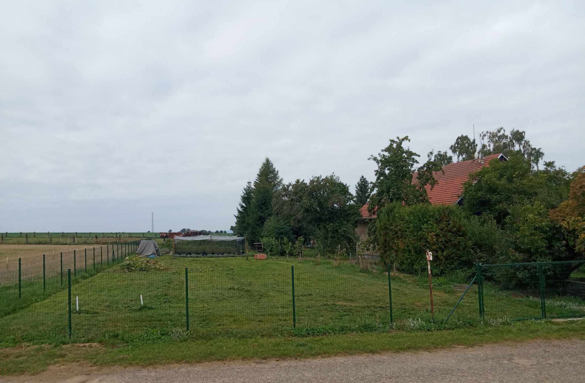 Pozemek Pozemek pro váš vlastní tiny house v srdci Miletína u Onomyšle