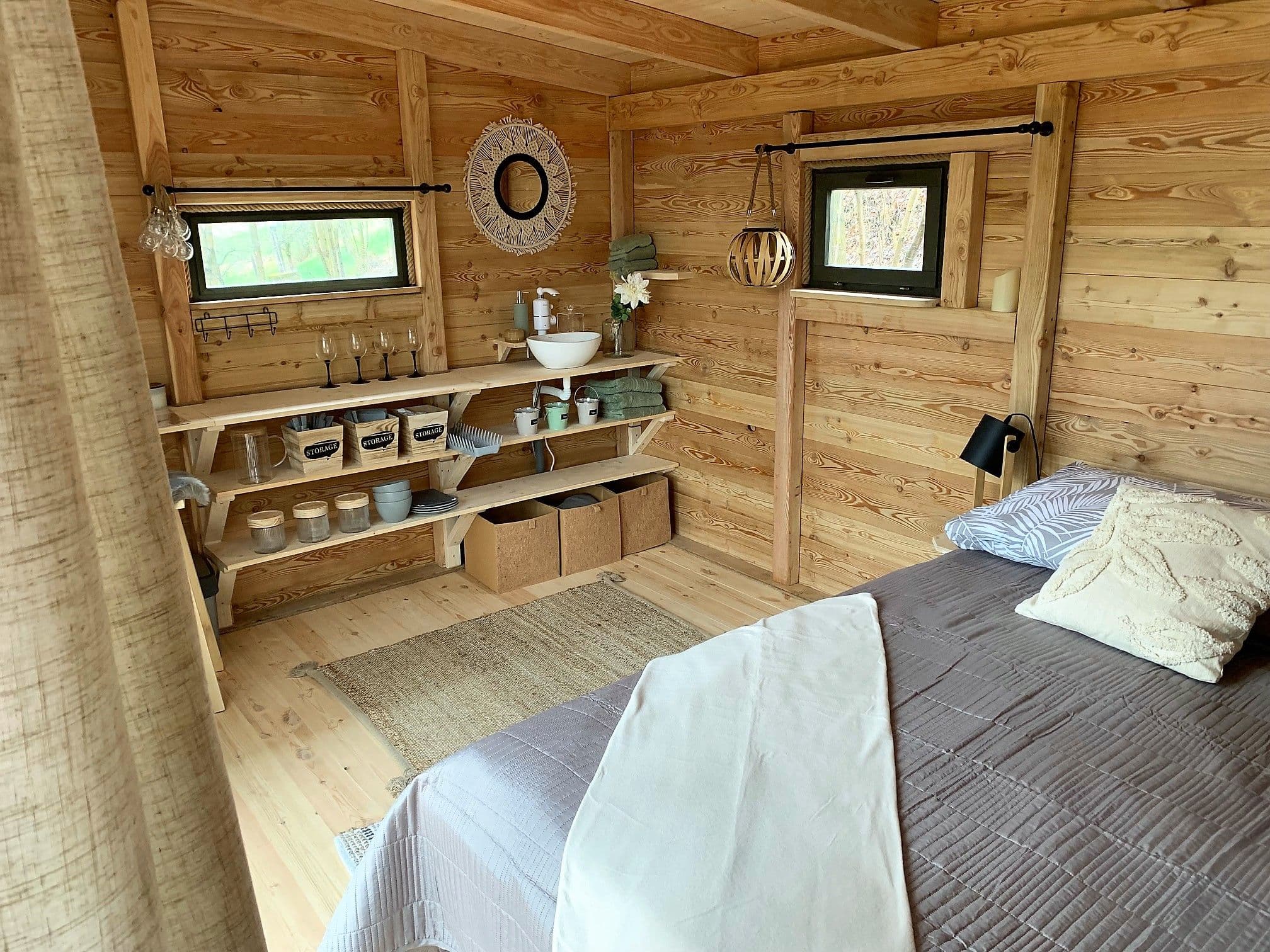 Pozemek 🏡 Na prodej: úspěšný zavedený glamping Treehouse Na Stráni – pozemek se stavbami, know-how Pozemek 🏡 Na prodej: úspěšný zavedený glamping Treehouse Na Stráni – pozemek se stavbami, know-how