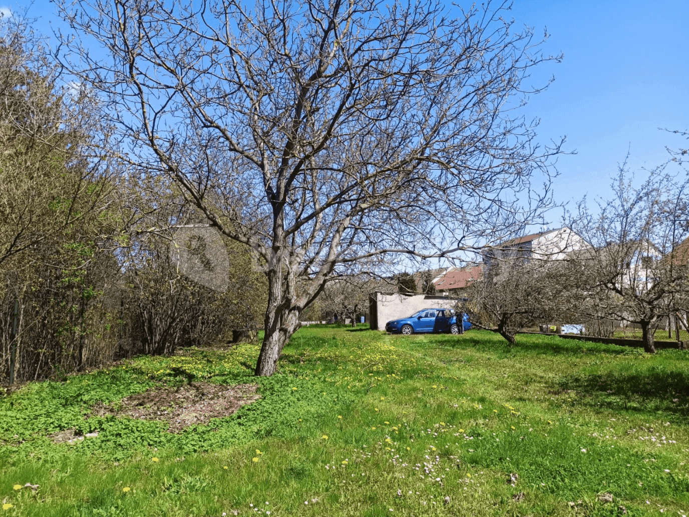 Pozemek Prodej stavebního pozemku | Hradec Králové | 3745 Kč/m2 Pozemek Prodej stavebního pozemku | Hradec Králové | 3745 Kč/m2