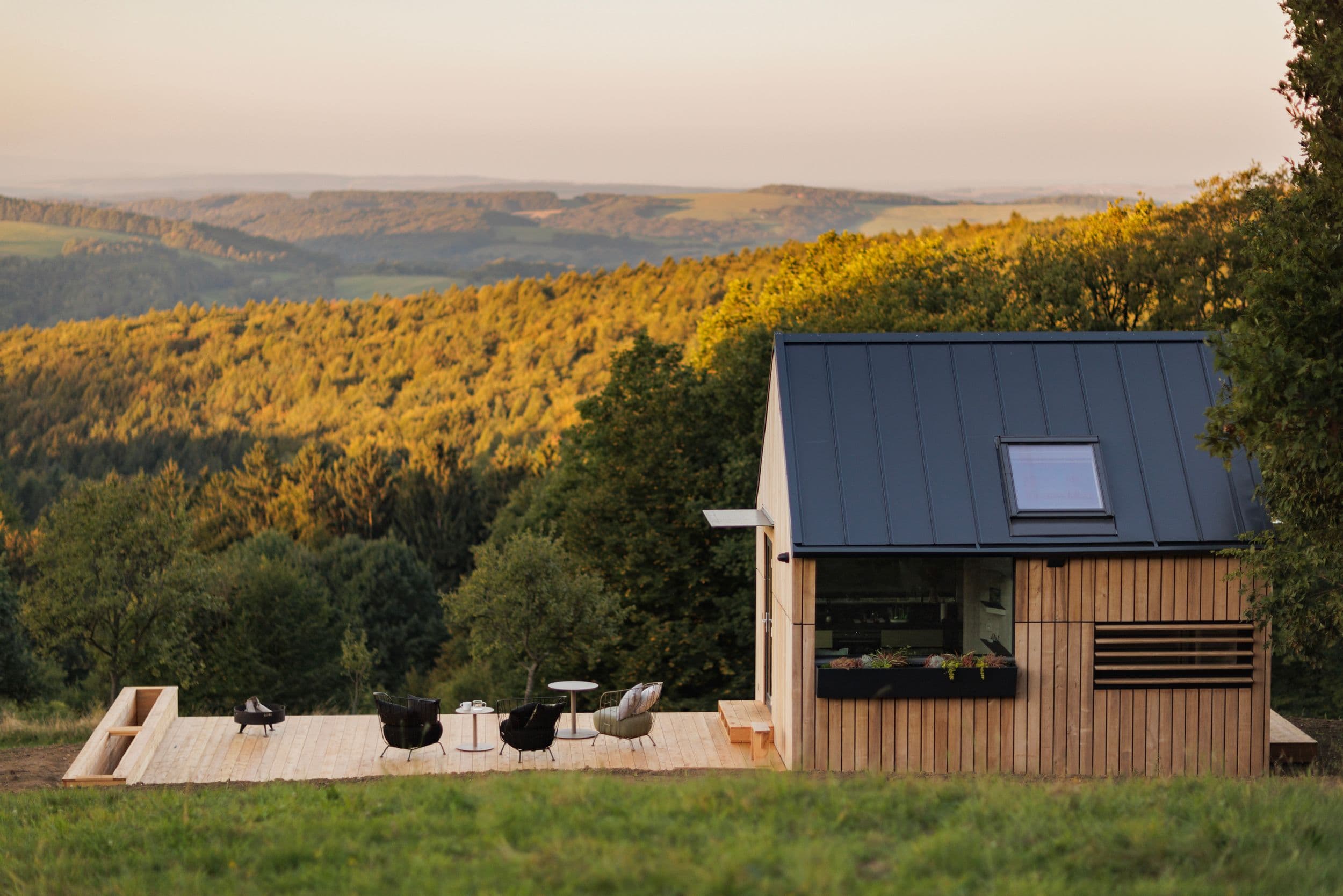 Ulita se sedlovou střechou 15