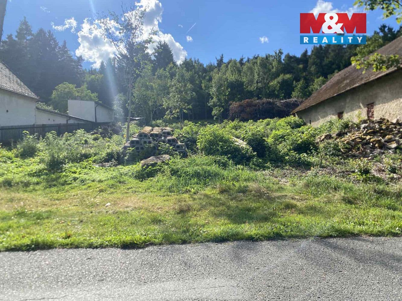 Pozemek Prodej stavebního pozemku 1 000 m² Pozemek Prodej stavebního pozemku 1 000 m²