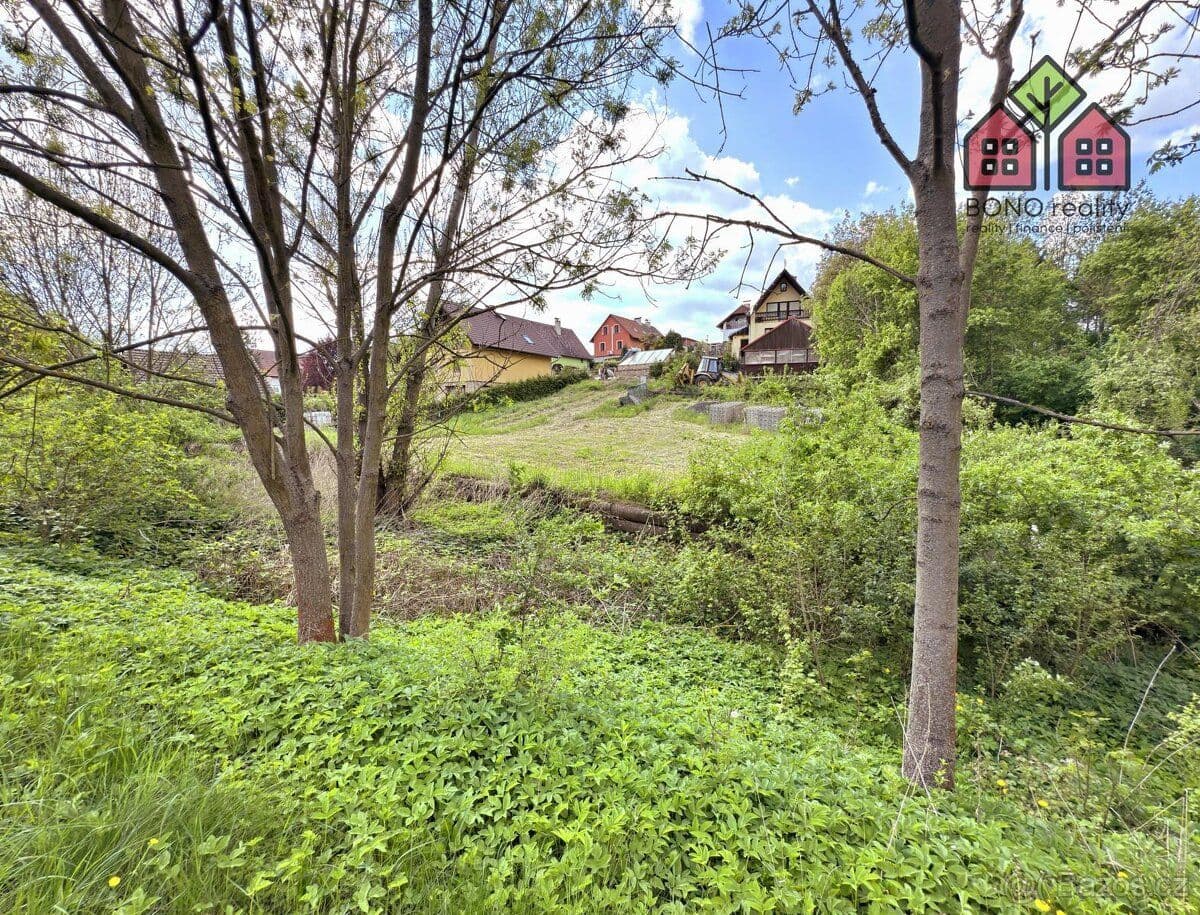 Pozemek Stavební pozemek 1027 m2, příroda, Oparenské údolí, obec Vel - Litoměřice | Bazoš.cz Pozemek Stavební pozemek 1027 m2, příroda, Oparenské údolí, obec Vel - Litoměřice | Bazoš.cz