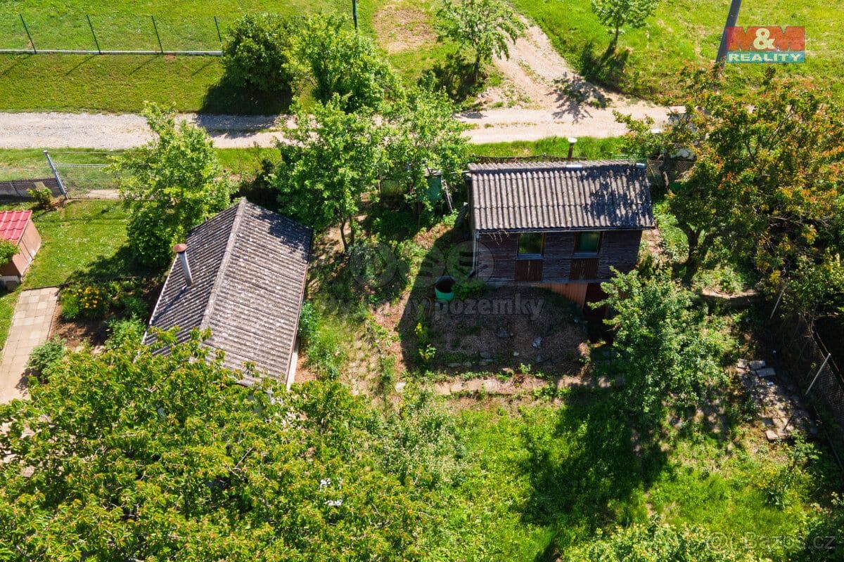 Pozemek Prodej pozemku k bydlení, 801 m², Uherský Brod - Uherské Hradiště | Bazoš.cz Pozemek Prodej pozemku k bydlení, 801 m², Uherský Brod - Uherské Hradiště | Bazoš.cz