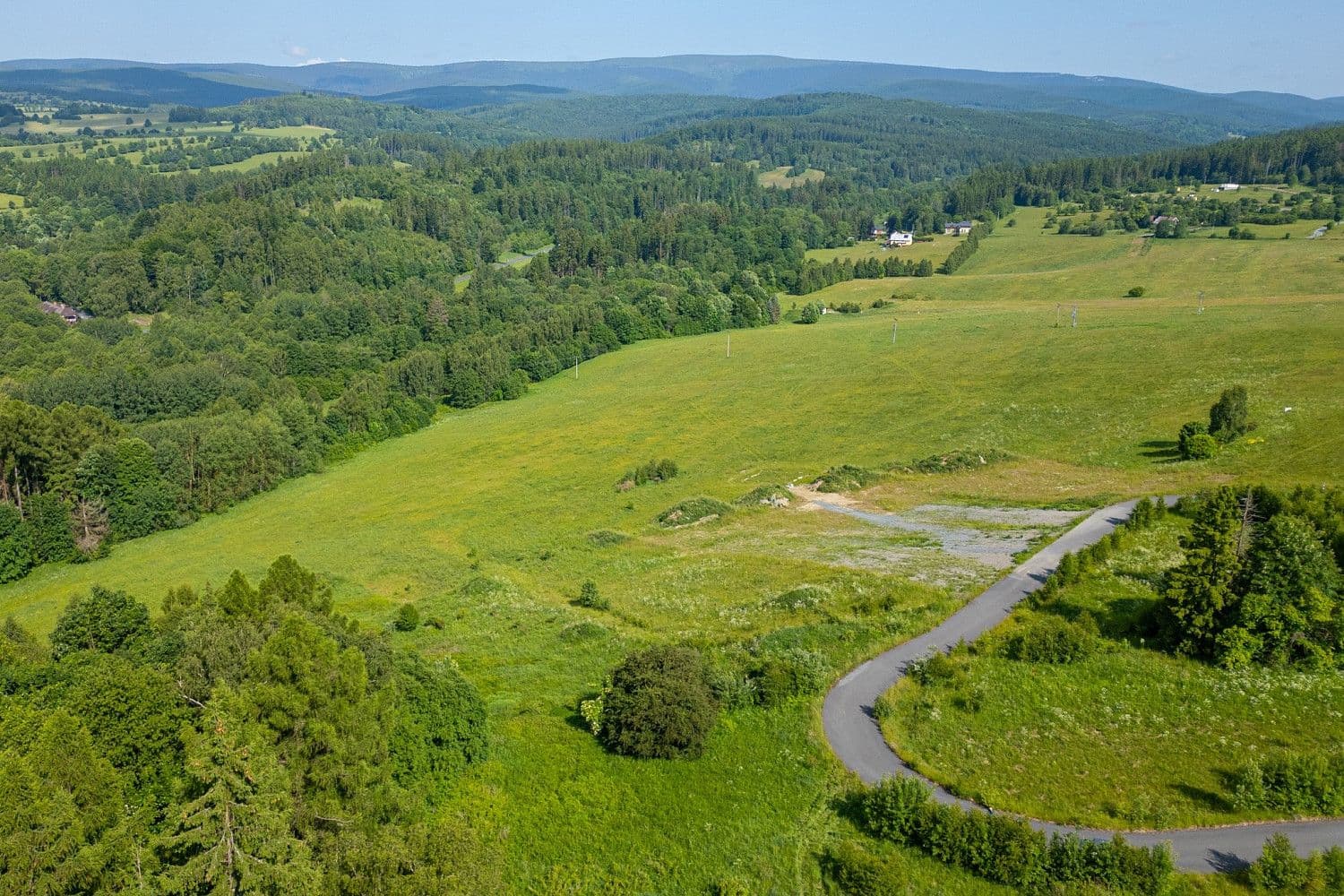 Pozemek Prodej komerčního pozemku 1 179 m² Pozemek Prodej komerčního pozemku 1 179 m²