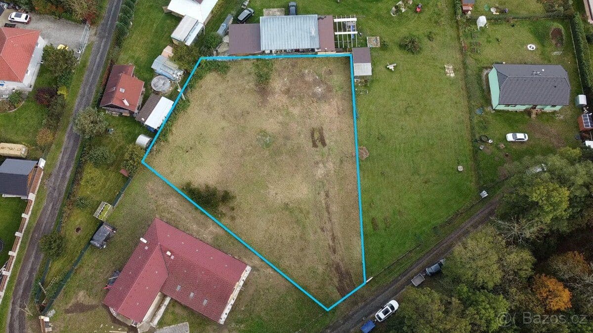 Pozemek Stavební pozemek 1572 m2, Bežerovice - Tábor | Bazoš.cz Pozemek Stavební pozemek 1572 m2, Bežerovice - Tábor | Bazoš.cz