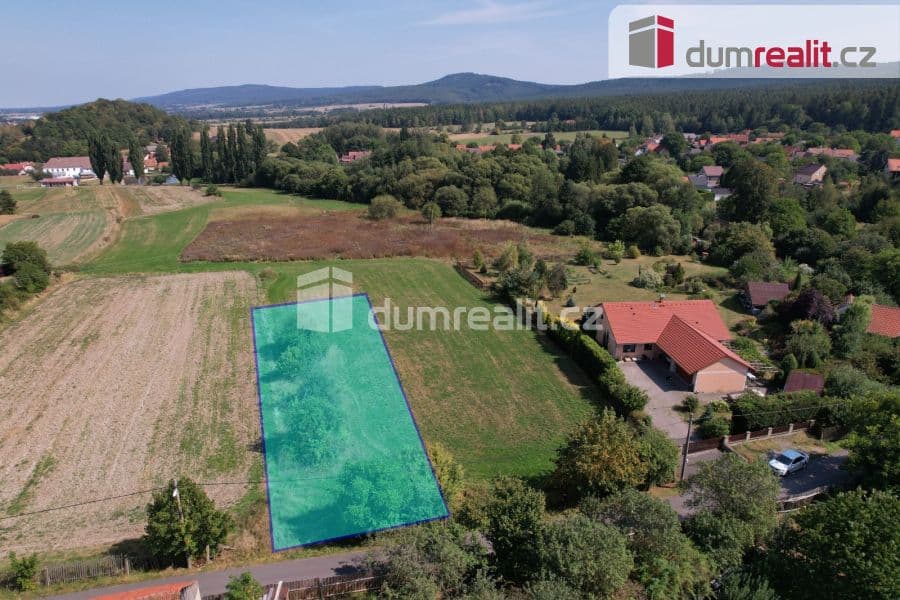 Pozemek Prodej stavebního pozemku 1218 m2 v obci Běštín, okrese Bero - Beroun | Bazoš.cz Pozemek Prodej stavebního pozemku 1218 m2 v obci Běštín, okrese Bero - Beroun | Bazoš.cz