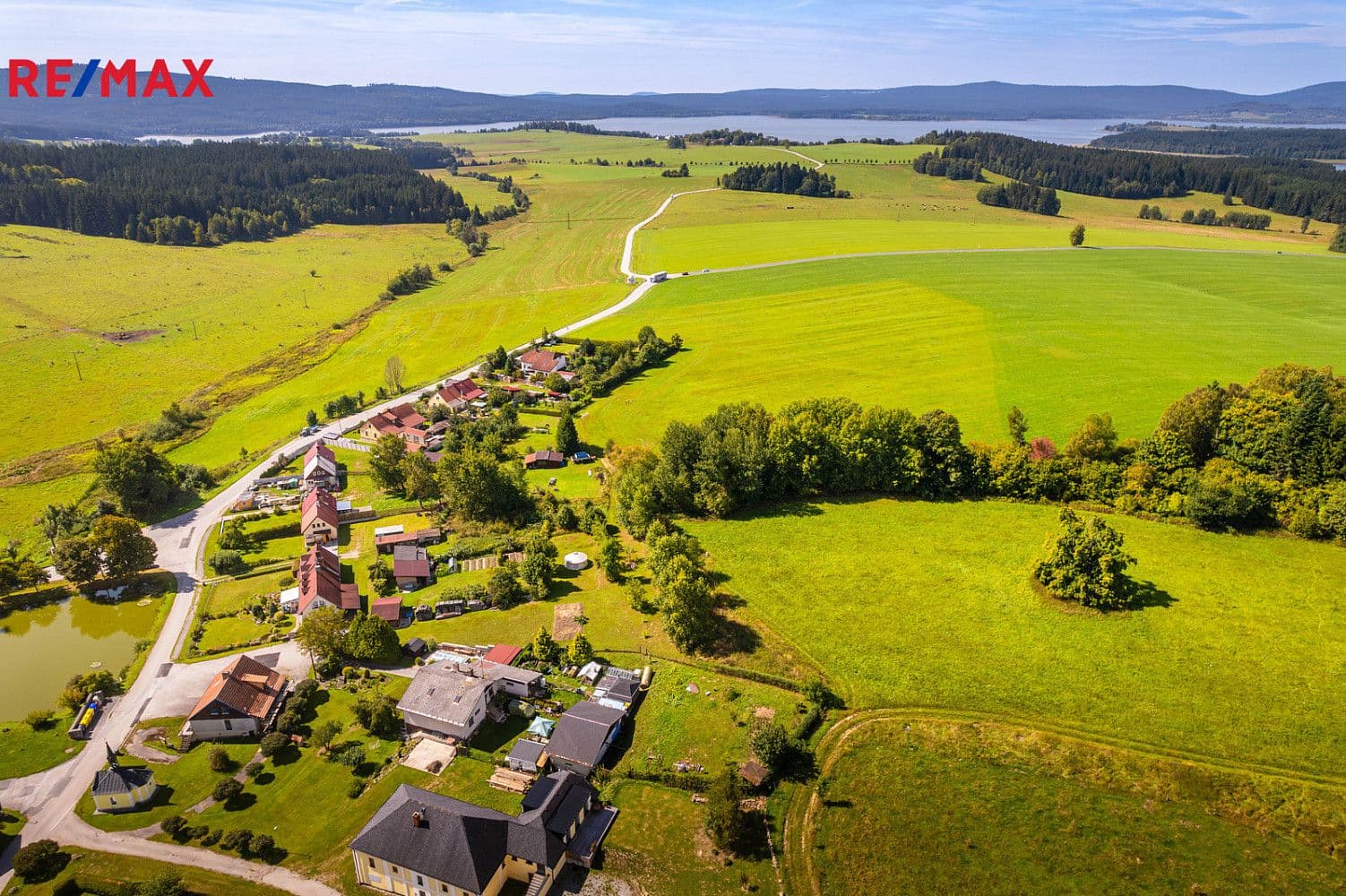 Pozemek Prodej stavebního pozemku 2 962 m² Pozemek Prodej stavebního pozemku 2 962 m²