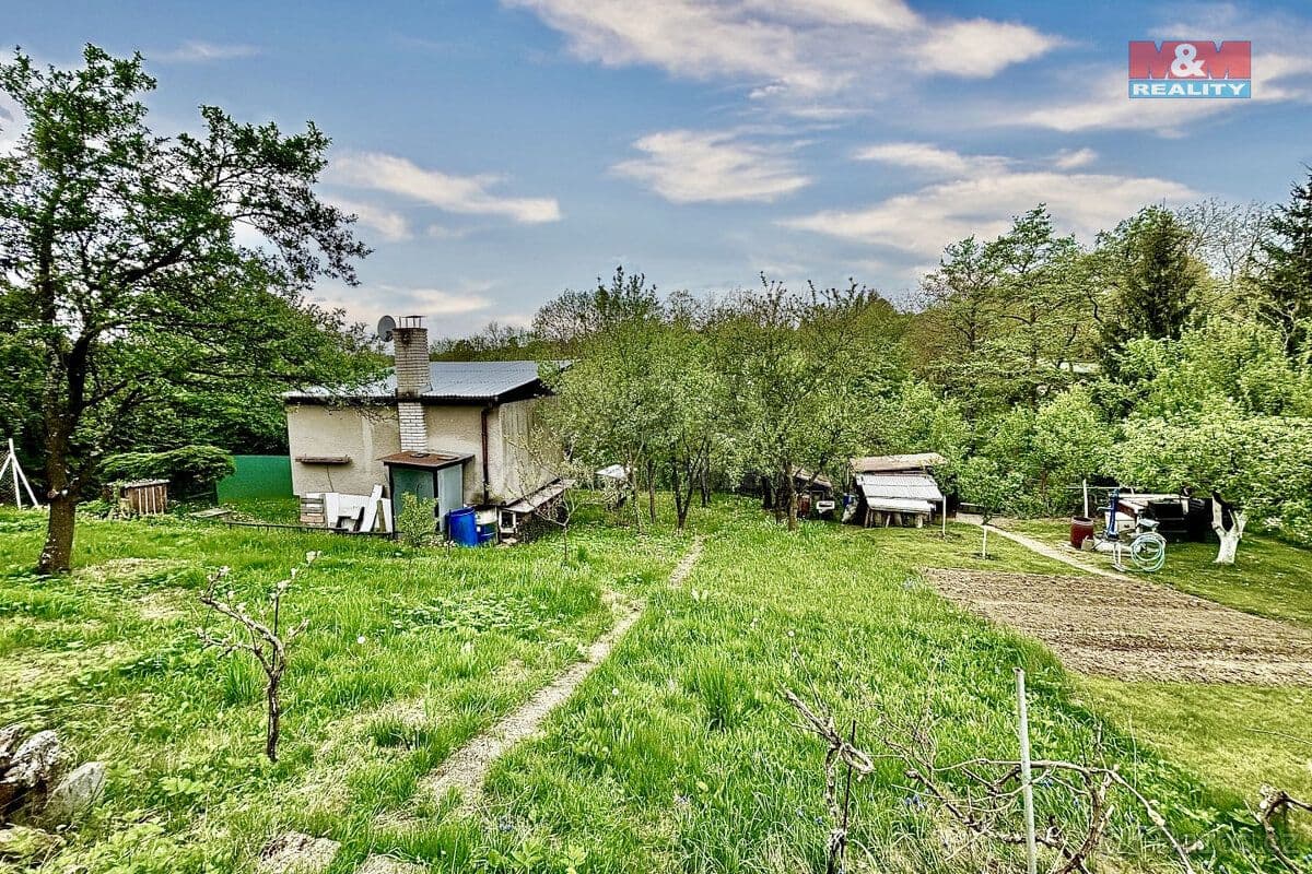 Pozemek Prodej pozemku k bydlení, 801 m², Uherský Brod - Uherské Hradiště | Bazoš.cz Pozemek Prodej pozemku k bydlení, 801 m², Uherský Brod - Uherské Hradiště | Bazoš.cz
