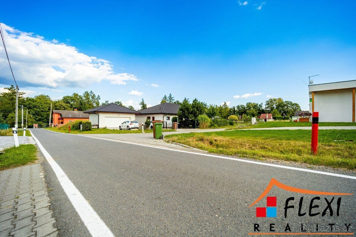 Pozemek Prodej stavebního, zasíťovaného pozemku o výměře 1403 m² v l - Karviná | Bazoš.cz Pozemek Prodej stavebního, zasíťovaného pozemku o výměře 1403 m² v l - Karviná | Bazoš.cz