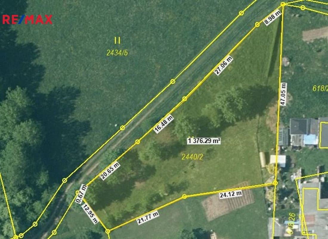 Pozemek Prodej stavebního pozemku 1 374 m² Pozemek Prodej stavebního pozemku 1 374 m²
