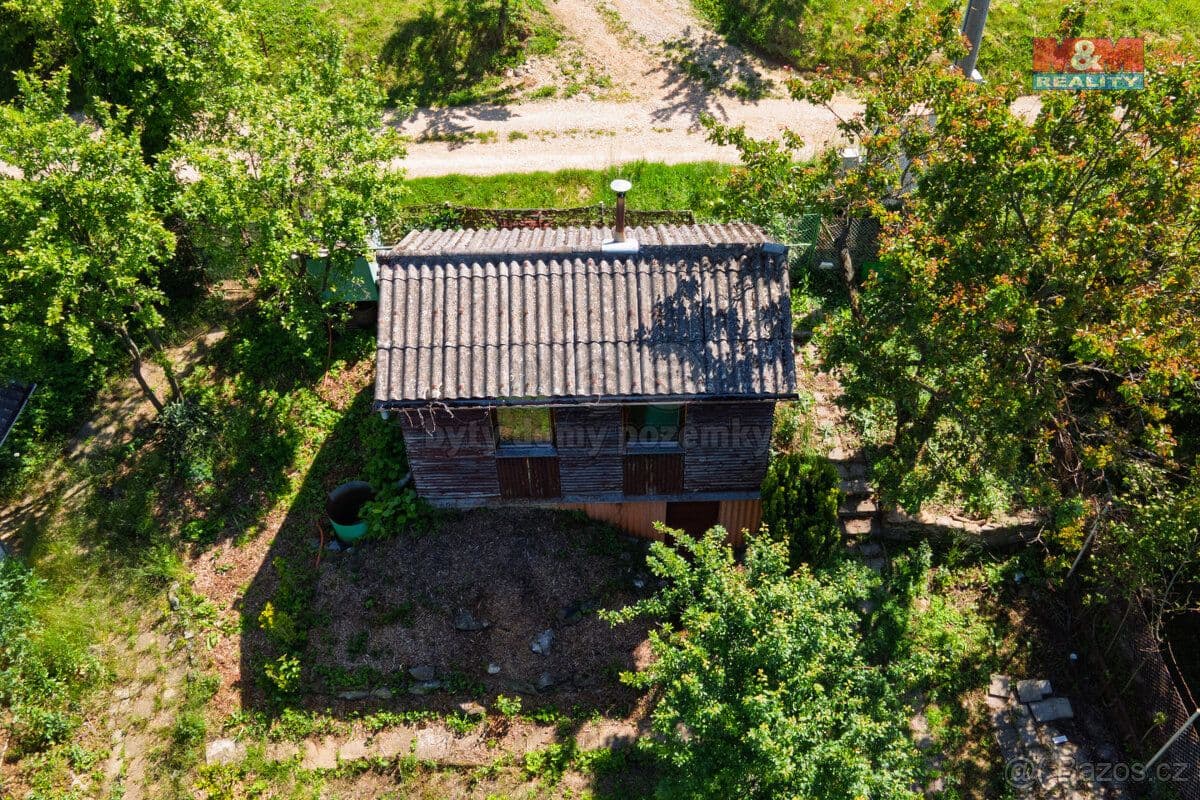 Pozemek Prodej pozemku k bydlení, 801 m², Uherský Brod - Uherské Hradiště | Bazoš.cz Pozemek Prodej pozemku k bydlení, 801 m², Uherský Brod - Uherské Hradiště | Bazoš.cz