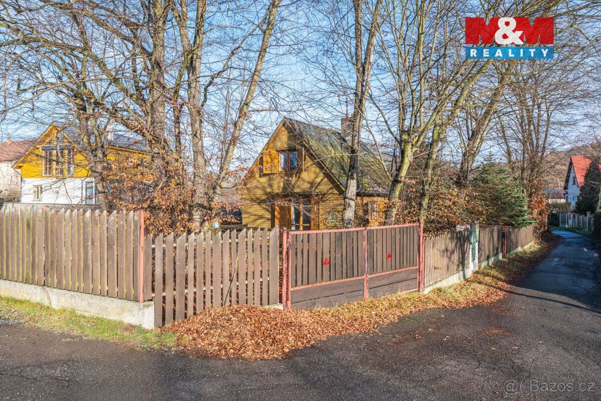 Pozemek Prodej pozemku k bydlení, 666 m², Rabyně - Praha - západ | Bazoš.cz Pozemek Prodej pozemku k bydlení, 666 m², Rabyně - Praha - západ | Bazoš.cz