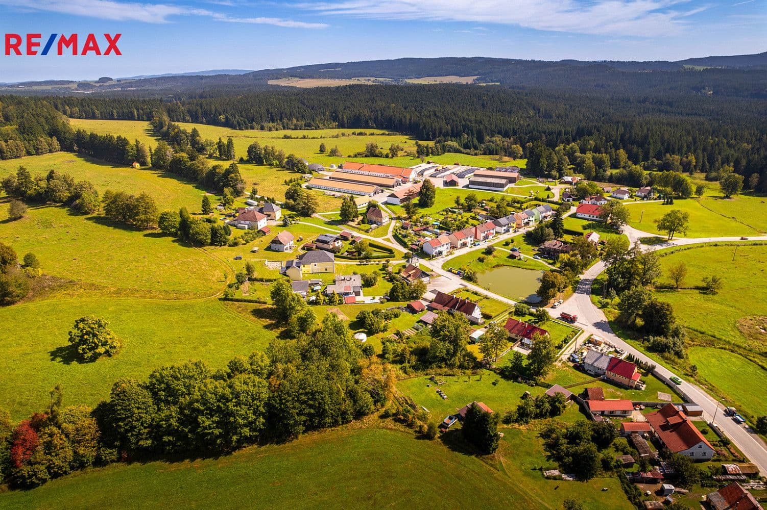 Pozemek Prodej stavebního pozemku 2 962 m² Pozemek Prodej stavebního pozemku 2 962 m²