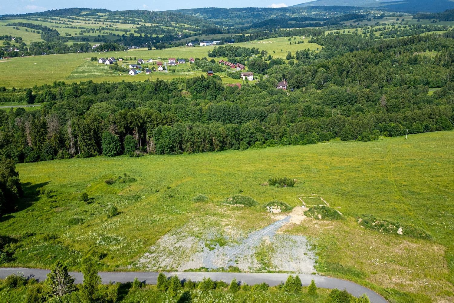 Pozemek Prodej komerčního pozemku 1 179 m² Pozemek Prodej komerčního pozemku 1 179 m²