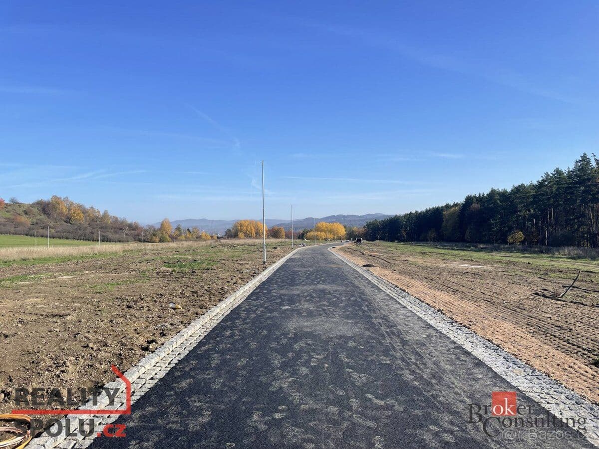 Pozemek Prodej, pozemky/bydlení, 709 m2, Hory, Karlovy Vary [ID 5119 - Karlovy Vary | Bazoš.cz Pozemek Prodej, pozemky/bydlení, 709 m2, Hory, Karlovy Vary [ID 5119 - Karlovy Vary | Bazoš.cz