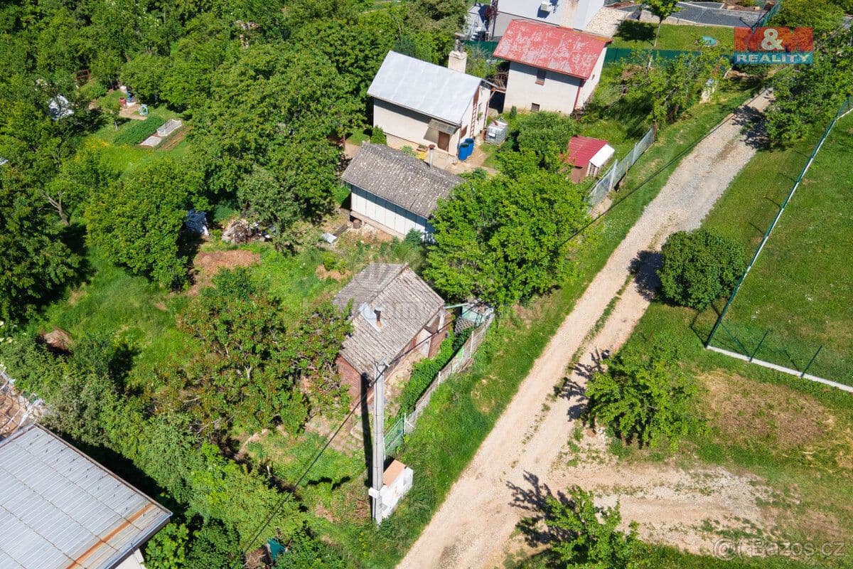 Pozemek Prodej pozemku k bydlení, 801 m², Uherský Brod - Uherské Hradiště | Bazoš.cz Pozemek Prodej pozemku k bydlení, 801 m², Uherský Brod - Uherské Hradiště | Bazoš.cz