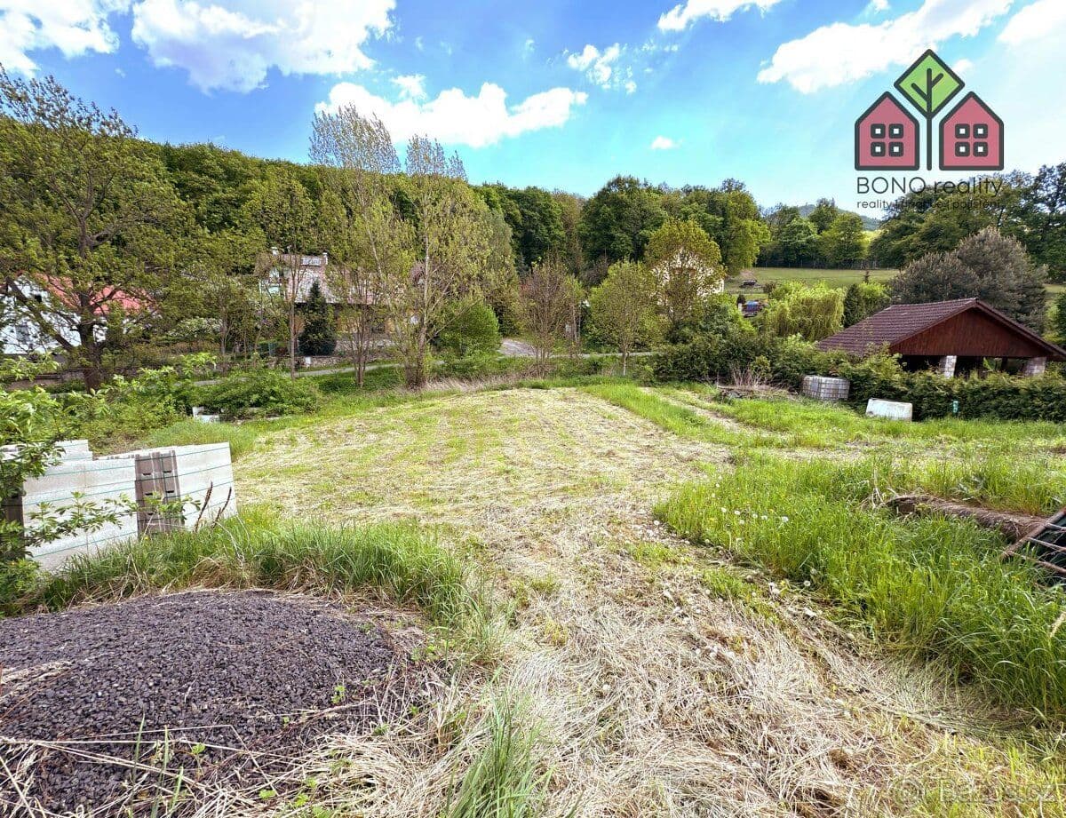 Pozemek Stavební pozemek 1027 m2, příroda, Oparenské údolí, obec Vel - Litoměřice | Bazoš.cz Pozemek Stavební pozemek 1027 m2, příroda, Oparenské údolí, obec Vel - Litoměřice | Bazoš.cz