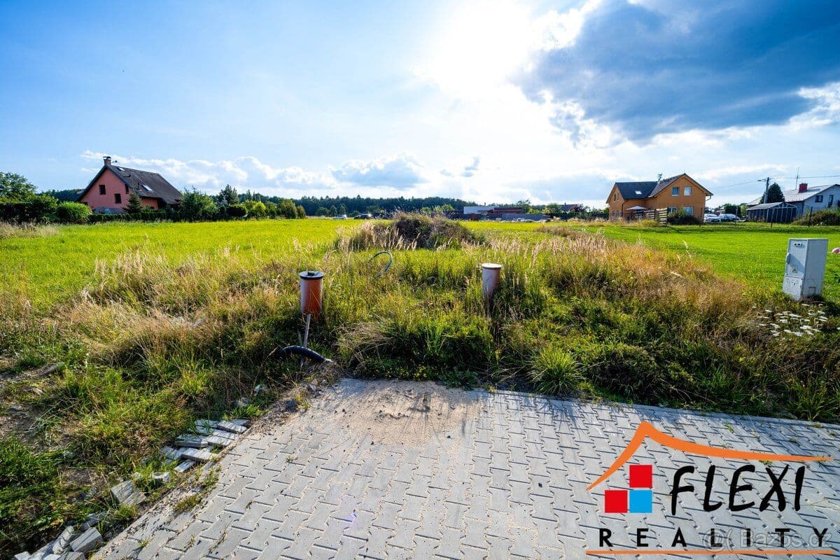 Pozemek Prodej stavebního, zasíťovaného pozemku o výměře 1403 m² v l - Karviná | Bazoš.cz Pozemek Prodej stavebního, zasíťovaného pozemku o výměře 1403 m² v l - Karviná | Bazoš.cz