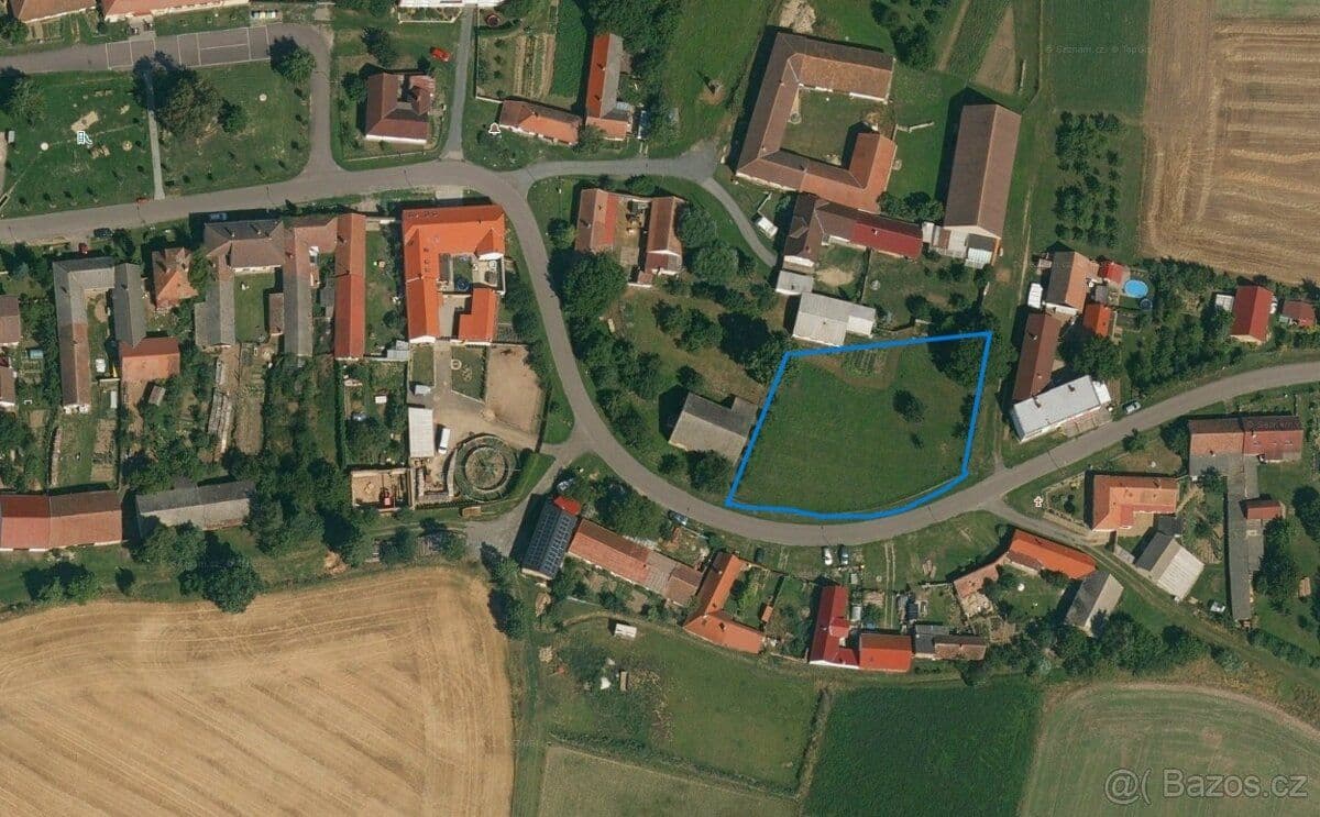 Pozemek Prodej stavebního pozemku 2100 m2, Vesce u Morav. Budějovic - Třebíč | Bazoš.cz Pozemek Prodej stavebního pozemku 2100 m2, Vesce u Morav. Budějovic - Třebíč | Bazoš.cz